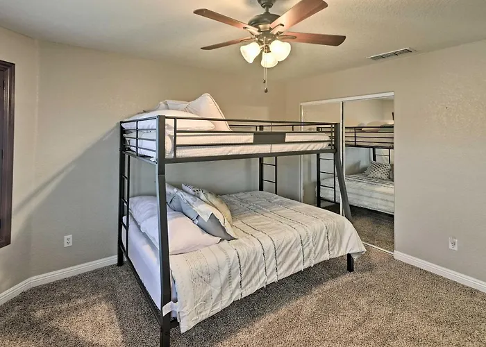 1 Mi To Lake: W/ Pool & Views In Havasu * Lake Havasu City