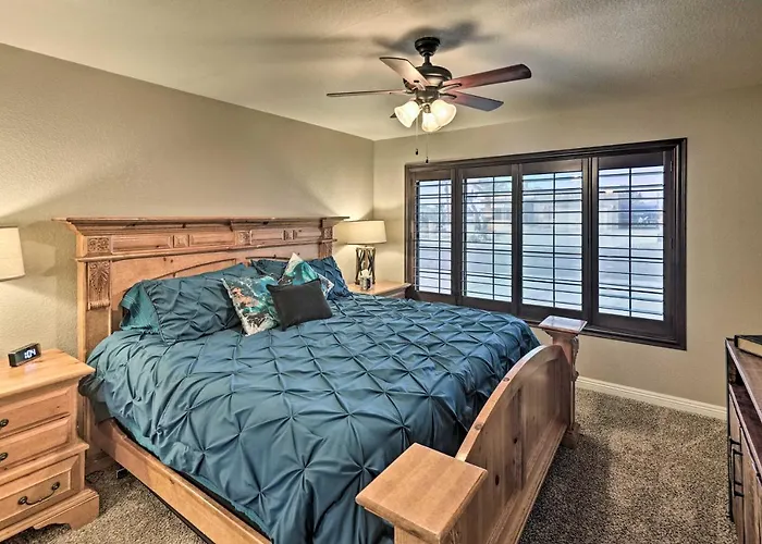 1 Mi To Lake: W/ Pool & Views In Havasu Holiday home Lake Havasu City