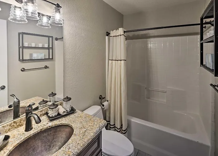 1 Mi To Lake: W/ Pool & Views In Havasu *