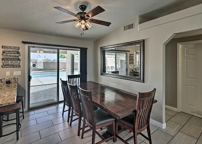 1 Mi To Lake: W/ Pool & Views In Havasu Holiday home *